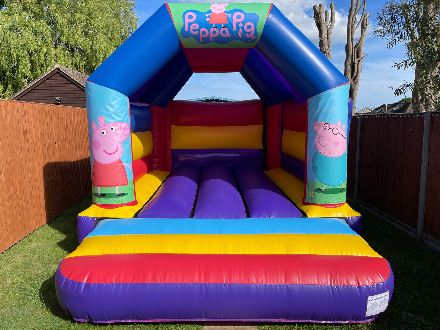 Peppa Pig Bouncy Castle - £80 per day